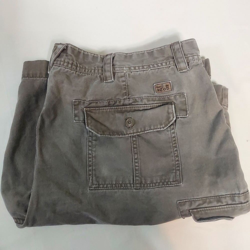 IZOD Men Cargo Shorts Size 42 Brown 100% Cotton Flat Front Casual Walking Shorts
